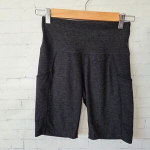 Kirkland Pocket Biker Shorts Size S Heathered Grey Black 8" Inch Inseam Gym Yoga